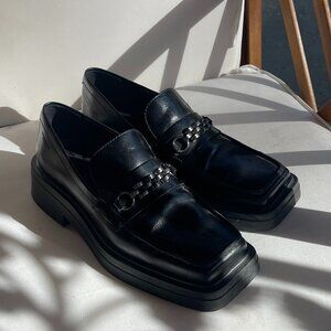 Vagabond Square-Toe Loafers